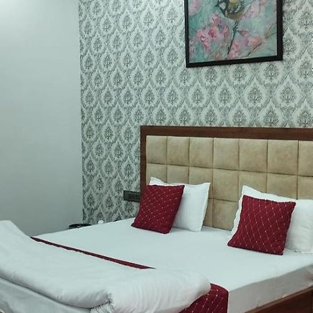 The Singhasan Nd Saffron Hotel Jind Luaran gambar