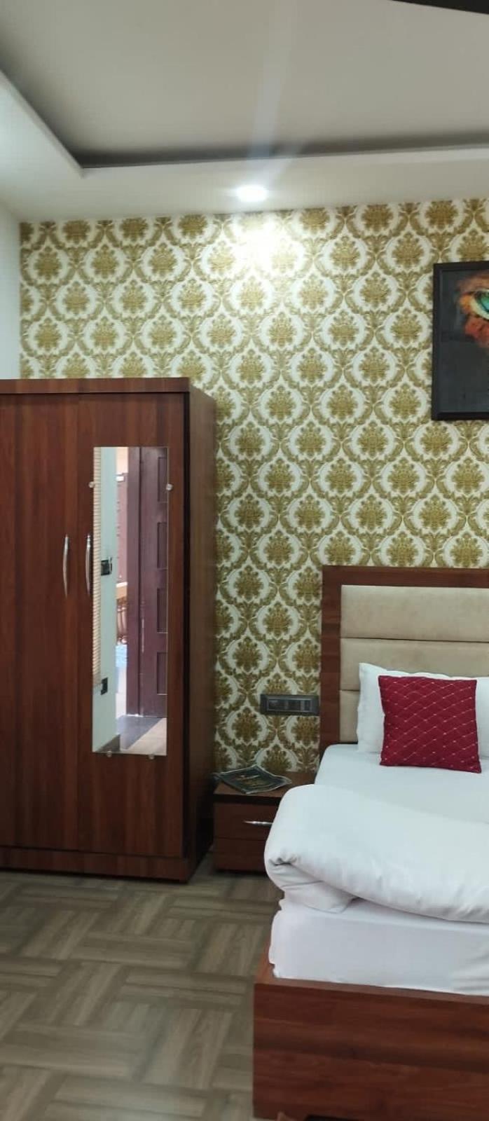 The Singhasan Nd Saffron Hotel Jind Luaran gambar